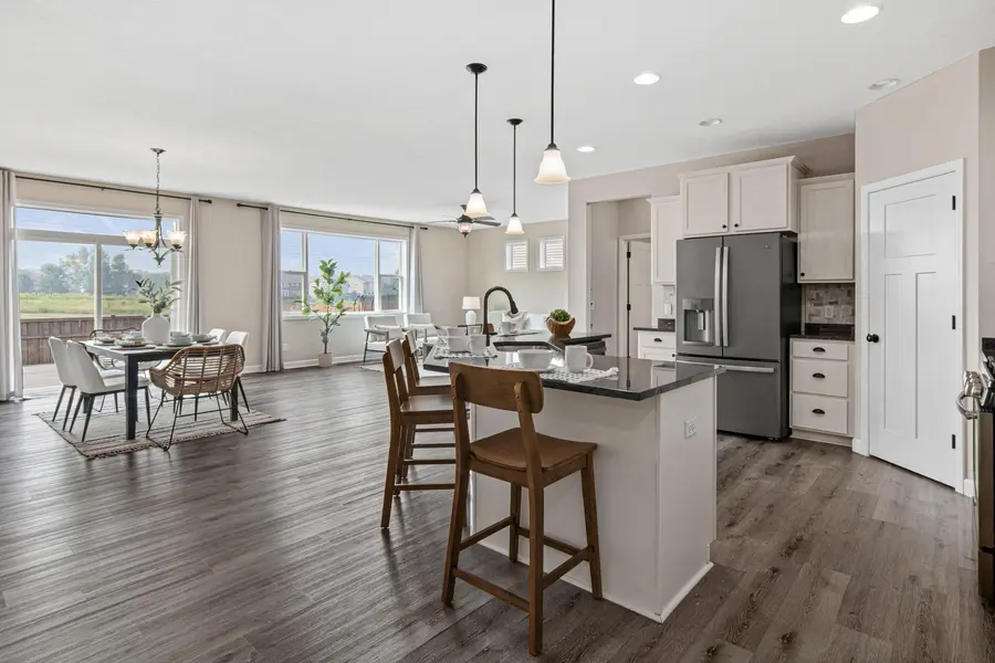 9189 Plymouth RD, Woodbury, MN 55129