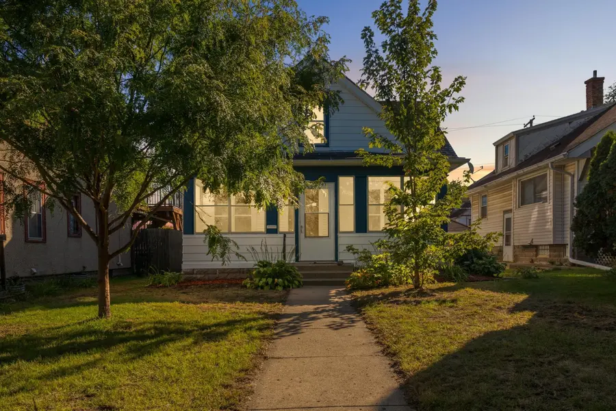 3754 Bryant AVE N, Minneapolis, MN 55412