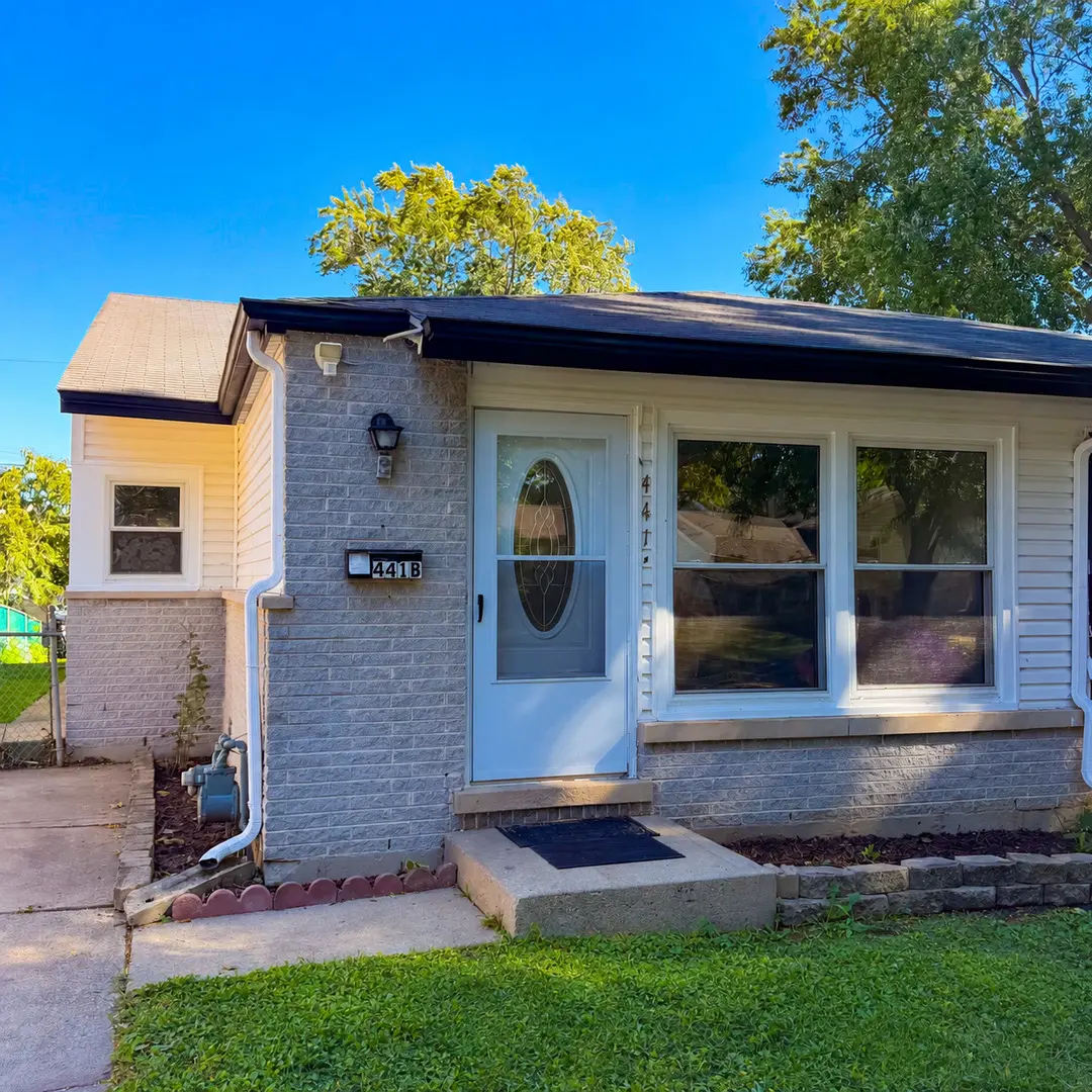 441 N 4th AVE #B, Des Plaines, IL 60016