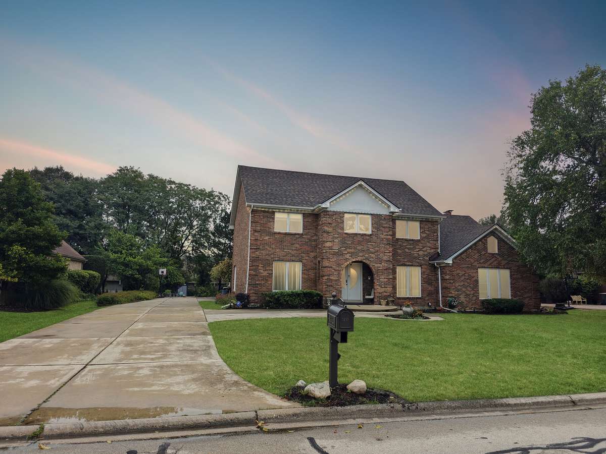 1493 TOMLIN DR, Burr Ridge, IL 60527
