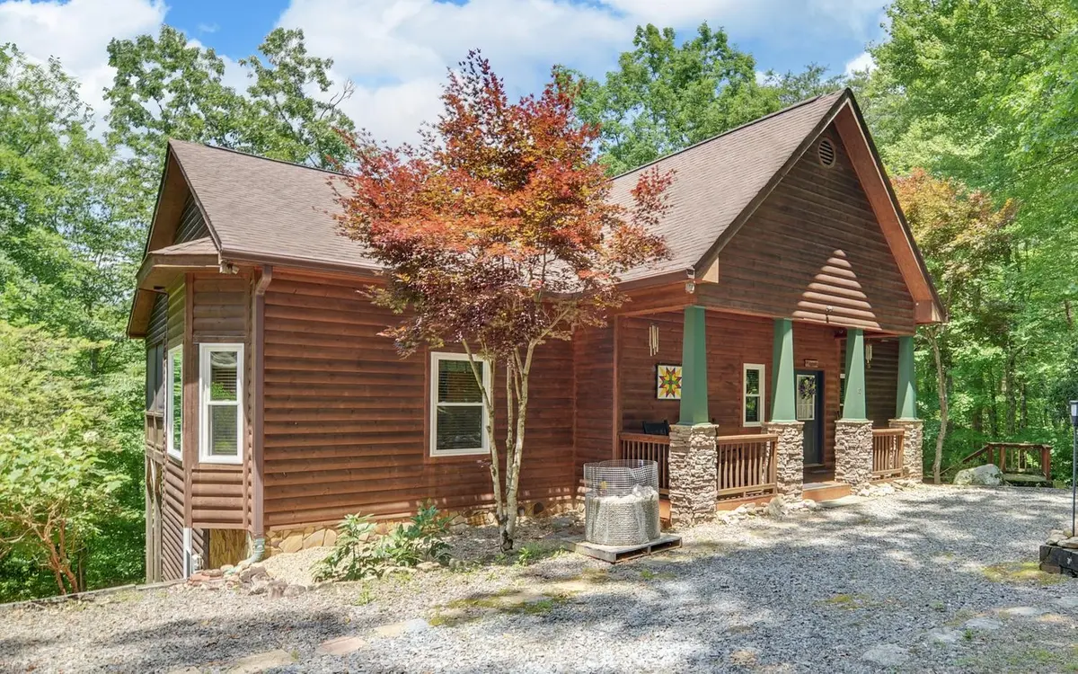 10 Piper Ln, Murphy, NC 28906