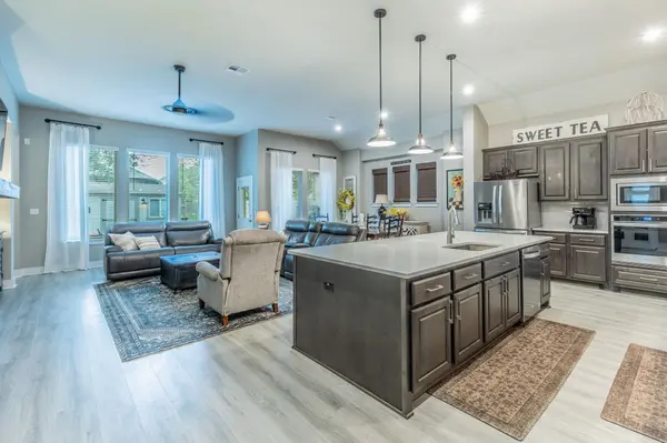 312 Teakmill TRL, San Marcos, TX 78666