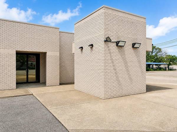 101 N 4TH ST, Lometa, TX 76853