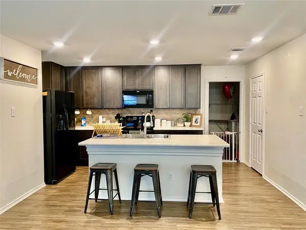 110 W Point WAY, Elgin, TX 78621
