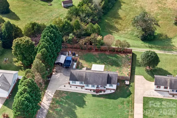 135 Rumple Hill DR, Statesville, NC 28677