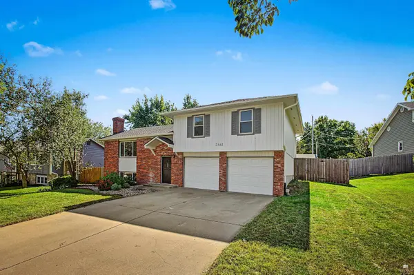 3441 Treesmill DR, Manhattan, KS 66503
