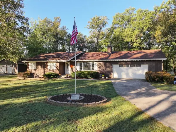 1340 S 145 RD, El Dorado Springs, MO 64744
