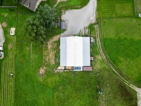13752 County Road 34 ***, Goshen, IN 46528