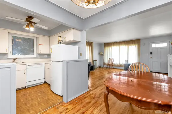 Address not disclosed, West Hempstead, NY 11552