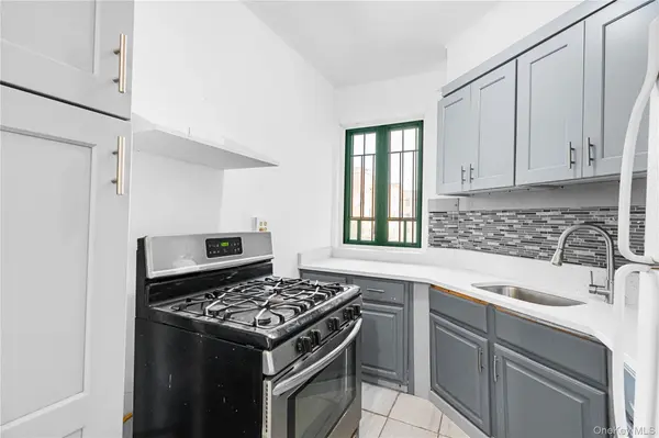 1946 E Tremont AVE #5H, Bronx, NY 10462
