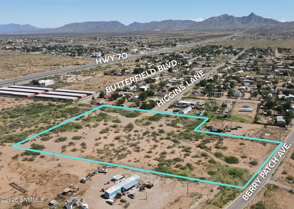 9200 Higgins LN, Las Cruces, NM 88011