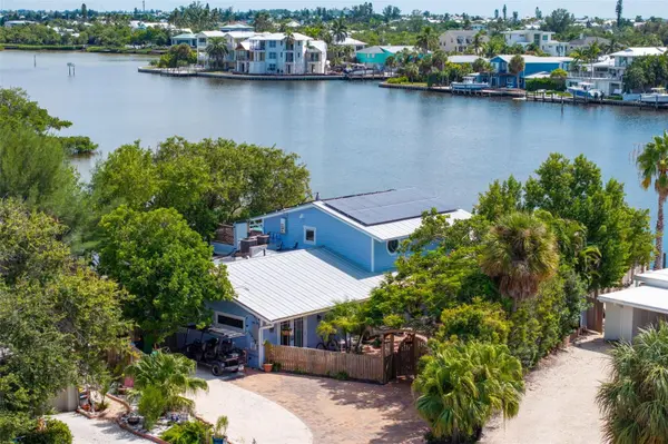 511 SOUTH DR, Anna Maria, FL 34216