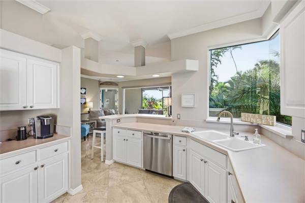 737 MISTY PINE DR, Venice, FL 34292