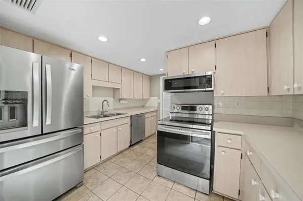 601 W OLD US HIGHWAY 441 #8B, Mount Dora, FL 32757