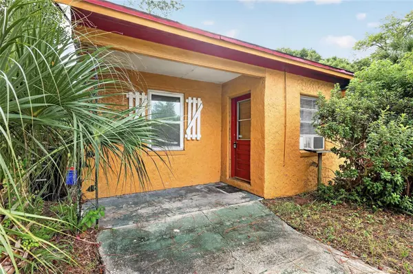 907 NE 24TH ST, Gainesville, FL 32641