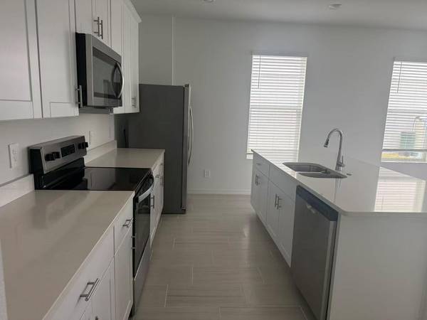 4646 HOMESTEAD TRL, St Cloud, FL 34772