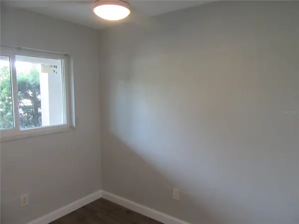 5900 22ND AVE N #2, St Petersburg, FL 33710