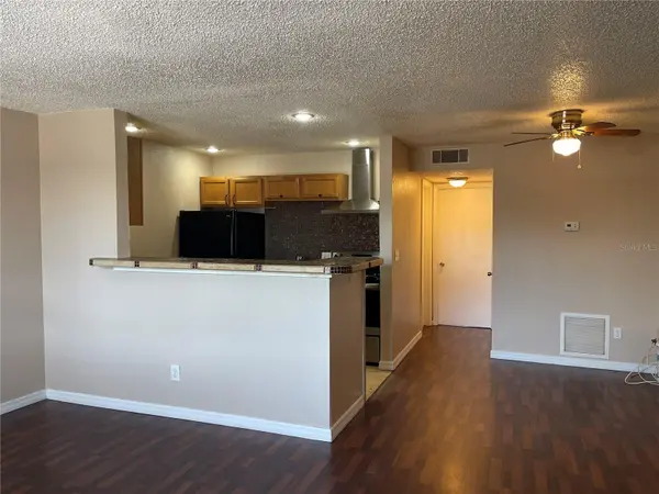 9105 W HILLSBOROUGH AVE #I104, Tampa, FL 33615