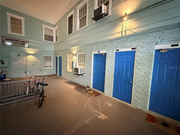 308 GROVE ST N #205, St Petersburg, FL 33701