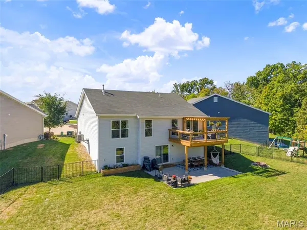 424 Cozy Pines DR, Lake St Louis, MO 63367