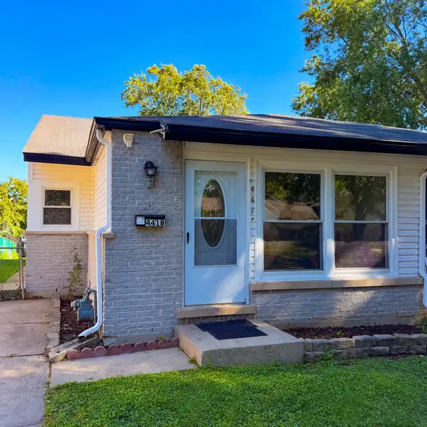 441 N 4th AVE #B, Des Plaines, IL 60016
