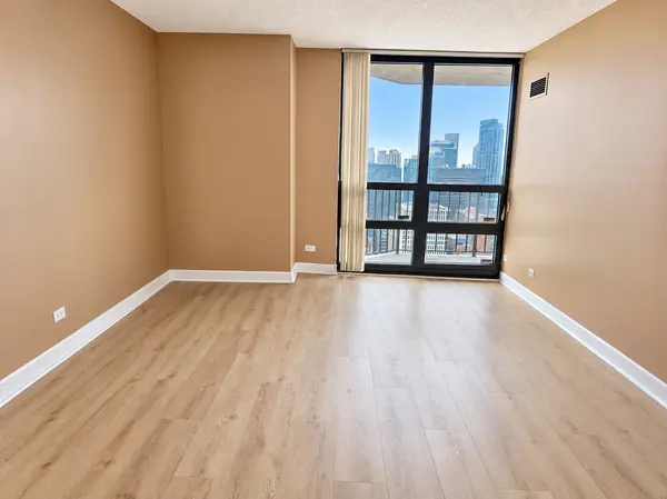 10 E Ontario ST #4601, Chicago, IL 60611