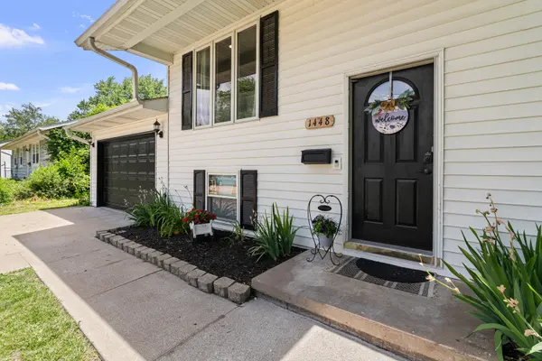 1448 17th AVE, Camanche, IA 52730