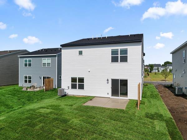 1220 Edge CIR, Jordan, MN 55352
