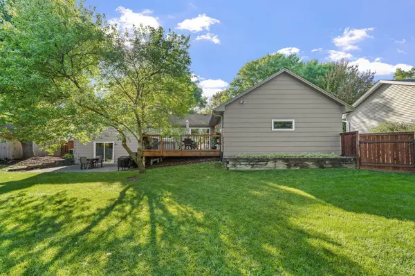 9150 Orchid LN N, Maple Grove, MN 55369