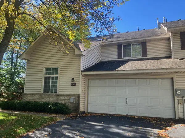2583 Lockwood DR, Mendota Heights, MN 55120