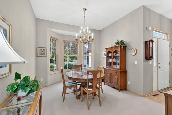 7982 Dunkirk LN N, Maple Grove, MN 55311