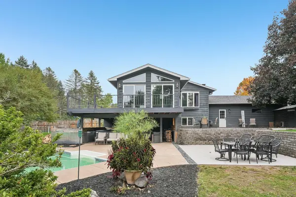 1252 Rolling Hills TRL, Hudson, WI 54016