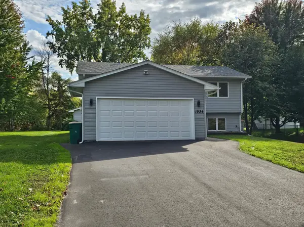 1934 72nd ST, Centerville, MN 55038