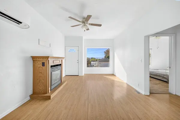 1109 Pollock ave, Zillah, WA 98953