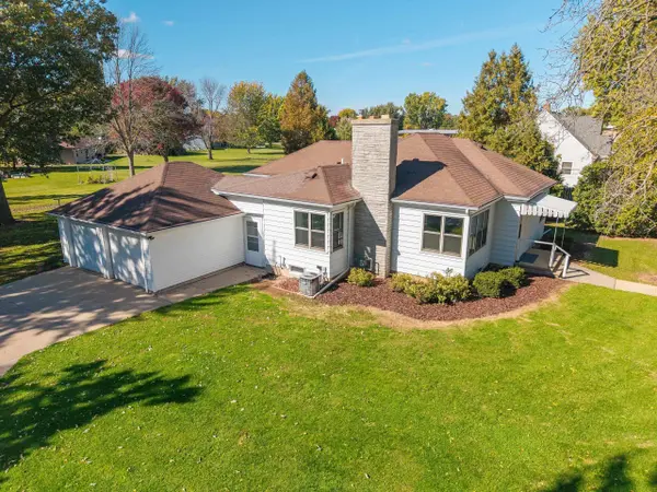 1332 ONEIDA ST, Menasha, WI 54952