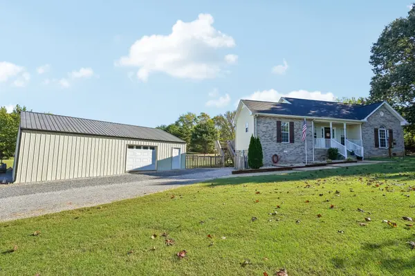 5730 Lakeview Rd, Springfield, TN 37172