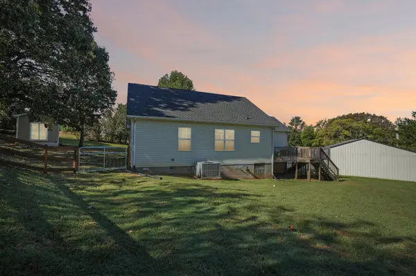 5730 Lakeview Rd, Springfield, TN 37172