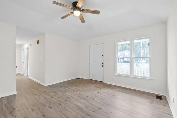 761 Spees Dr, Clarksville, TN 37042