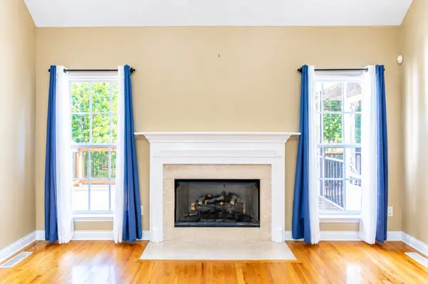 840 Brooke Stone Dr, Soddy Daisy, TN 37379