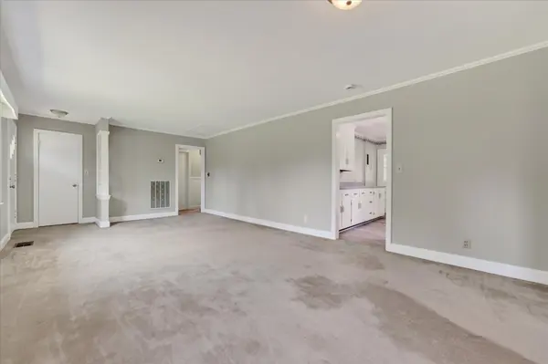 3252 Marthas Chapel Rd, Cunningham, TN 37052