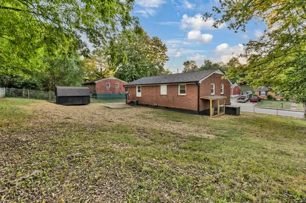707 Forest St, Clarksville, TN 37040