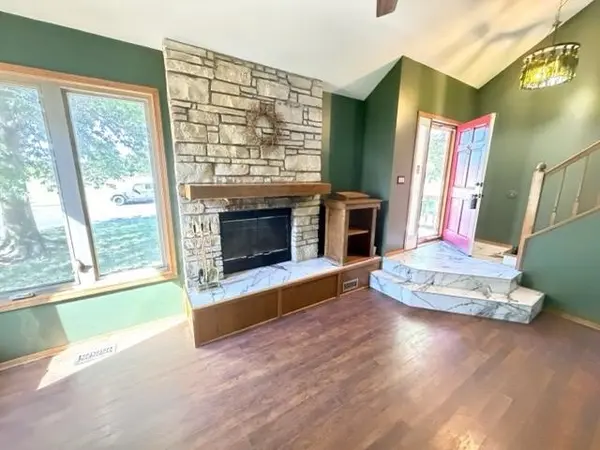 444 Greenvalley Dr, Andover, KS 67002