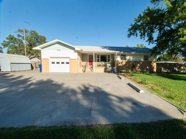 110 S Cedar, Goessel, KS 67053