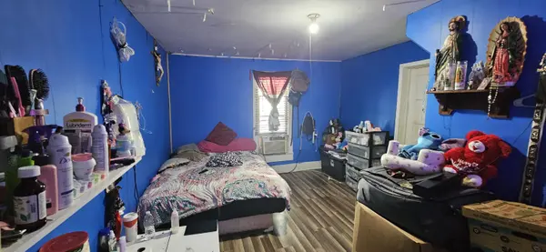 108 Iowa St, Winfield, KS 67156