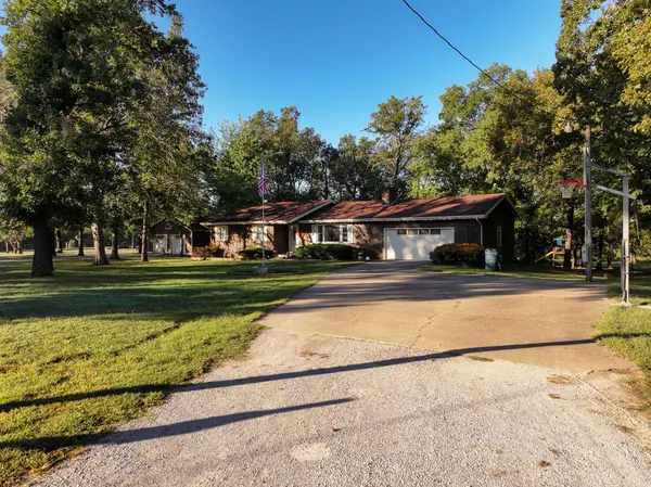 1340 S 145 RD, El Dorado Springs, MO 64744
