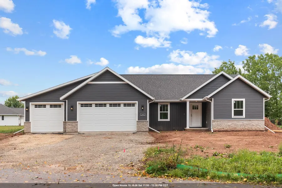 1005 LOTUS TRL, Menasha, WI 54952