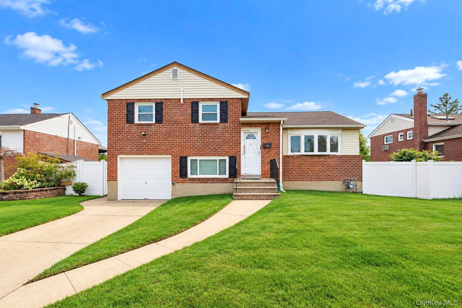 455 Pacific ST, Massapequa Park, NY 11762