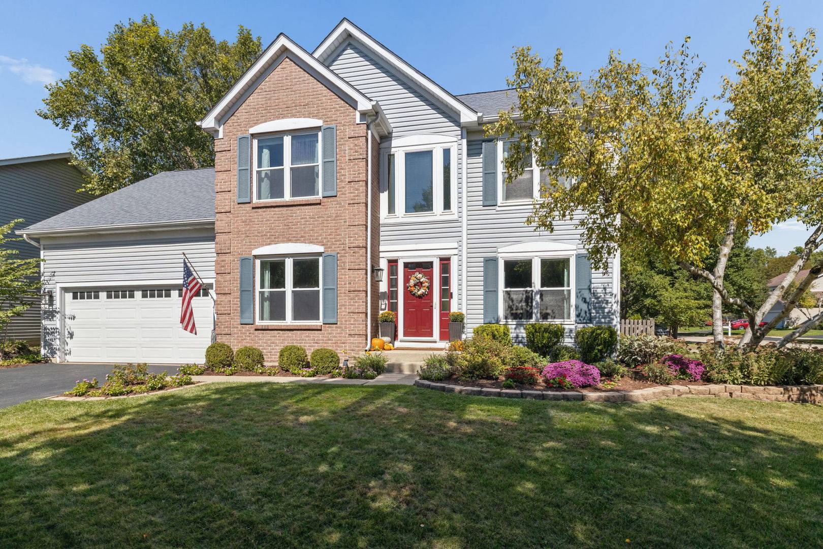 2224 Beaumont CT, Aurora, IL 60502