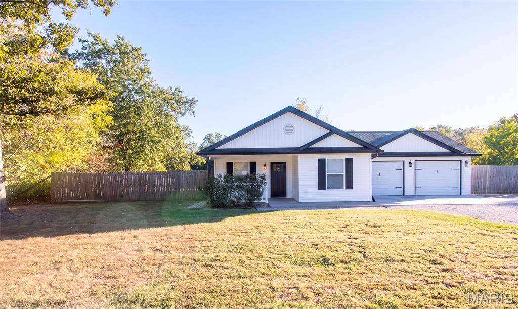 10898 Spring Town Road, Mineral Point, MO 63660