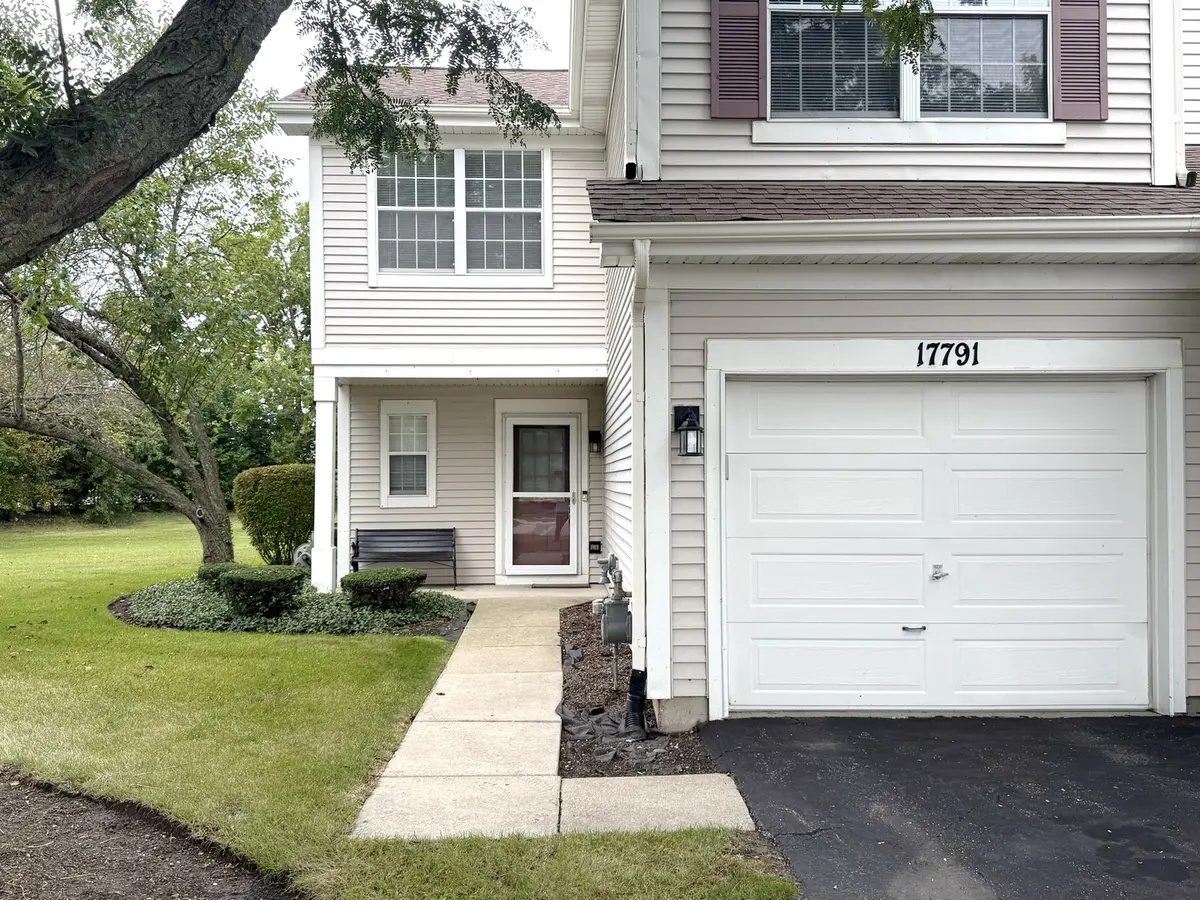 17791 W Salisbury DR, Gurnee, IL 60031